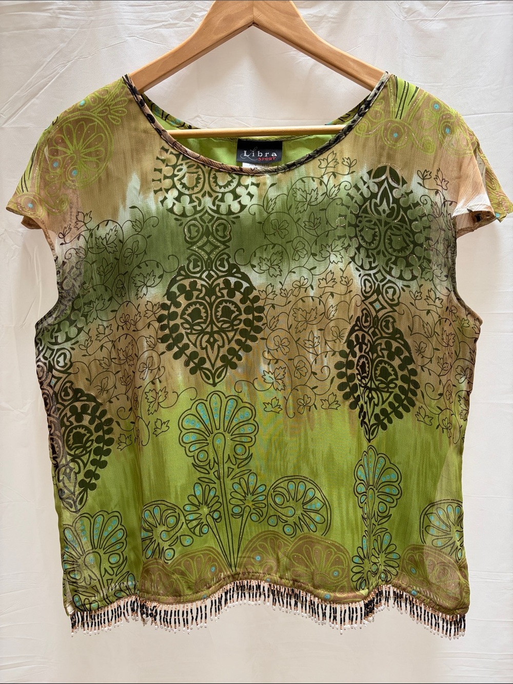 Libra SPORT: Vintage Stylish Cap-Sleeve Blouse w/ Beaded-Fringe & Gold-gilding
